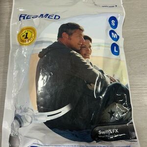 ResMed Swift FX Nasal Pillow System in White and Blue